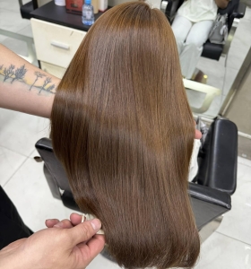 Các cách tạo điểm nhấn đơn giản cho mái tóc 