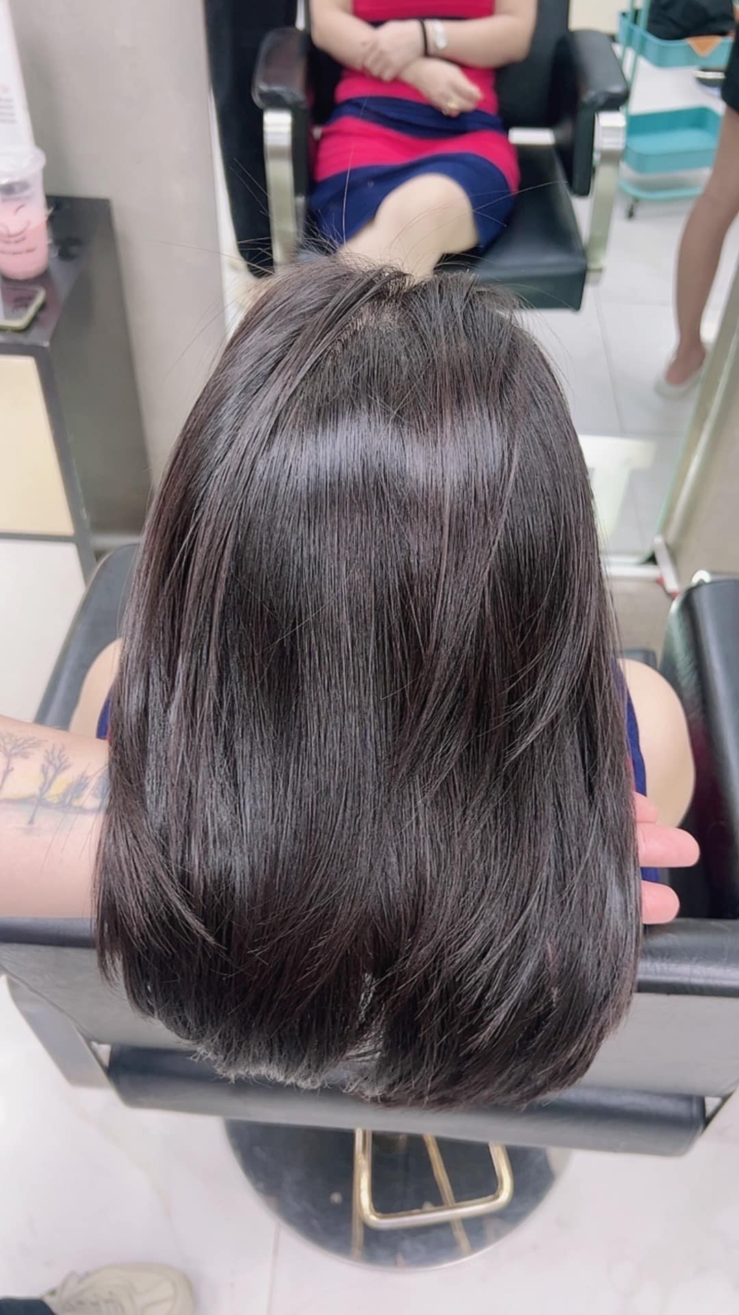 Duỗi tóc hơi nước - Phương pháp làm đẹp cho mái tóc thẳng mượt